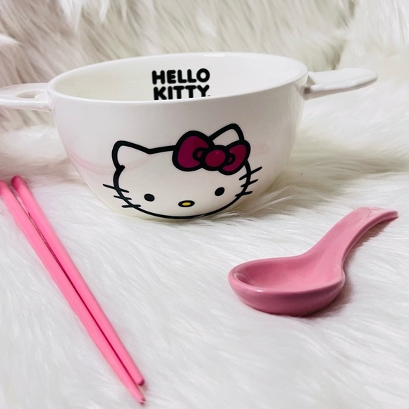Hello Kitty Bowl - Picture 3 of 6